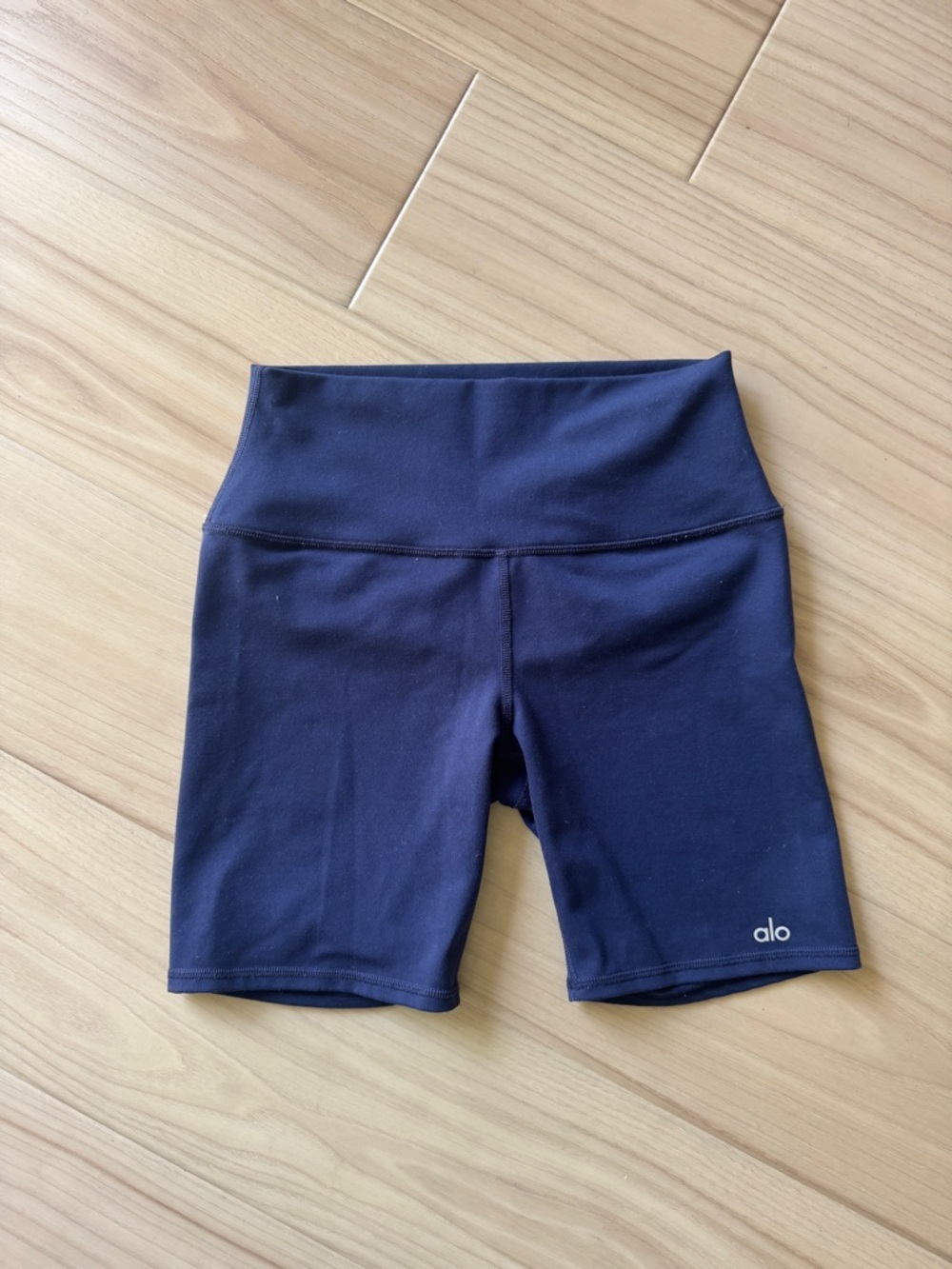 ALO Yoga 7" High-Waist Biker Short